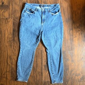 Judy Blue Classic Blue skinny fit Jeans. Size 20W (P3)